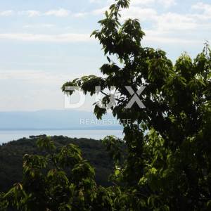 BRSEČ, MARTINA - kuća 200m2 s pogledom na more + okućnica 700m2