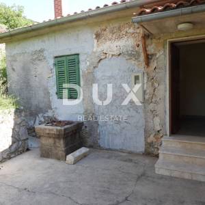 BRSEČ, MARTINA - kuća 200m2 s pogledom na more + okućnica 700m2