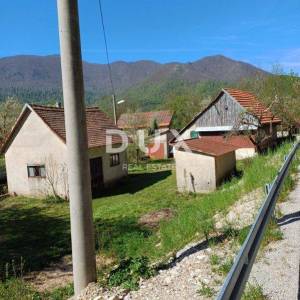 BRUŠANE, GOSPIĆ - Tradicionalna lička kuća za renovaciju