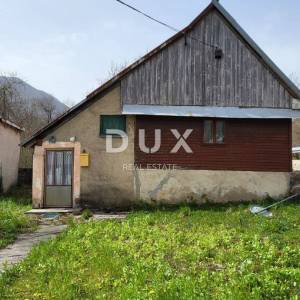 BRUŠANE, GOSPIĆ - Tradicionalna lička kuća za renovaciju