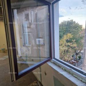 BUJE, POSLOVNI PROSTOR 156 M2