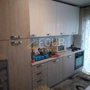 Čavle, 100m2, etaža, 3s+db, balkon + dodatni objekt