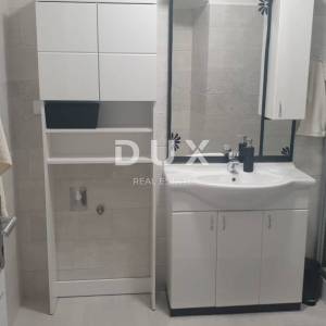 ČAVLE, CERNIK - Kuća od 270m2 sa 3 stana, konobama i velikom okućnicom