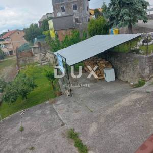 ČAVLE, CERNIK - Kuća od 270m2 sa 3 stana, konobama i velikom okućnicom