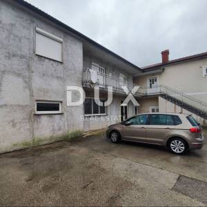 ČAVLE - Kuća sa 6 apartmana i 2 poslovna prostora