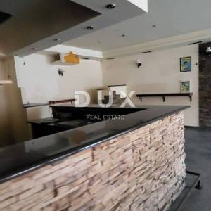 ČAVLE - Kuća sa 6 apartmana i 2 poslovna prostora