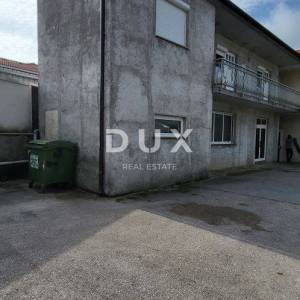 ČAVLE - Kuća sa 6 apartmana i 2 poslovna prostora