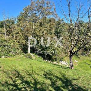 ČAVLE- lijepo građevinsko zemljište 1208 m2 u blizini Rijeke