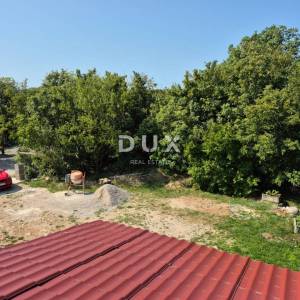 ČAVLE, MAVRINCI - obiteljska kuća 230 m2
