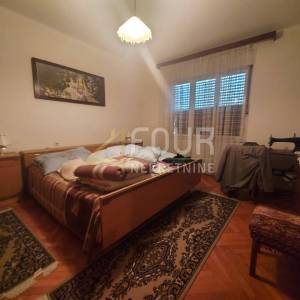 Čavle, samostojeća kuća 400m2, garaža, okućnica