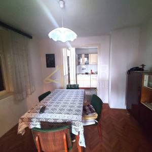 Čavle, samostojeća kuća 400m2, garaža, okućnica
