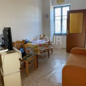 Čavle, samostojeća kuća s garažom i 4.834m2 zemljišta