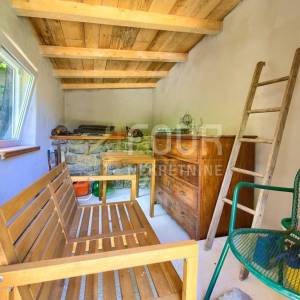 Čavle, uređena samostojeća kuća, 198m2, garaža i okućnica
