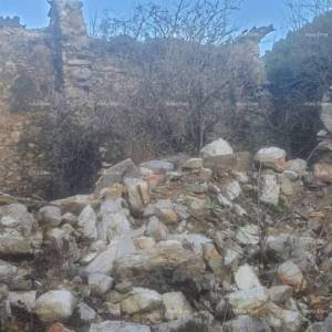 ĆIĆARIJA, Lanišće  - 3 kamene kuće u nizu
