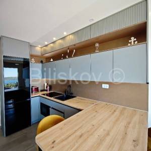 Čiovo, novogradnja, 2s stan, krovna terasa, parking, garaža