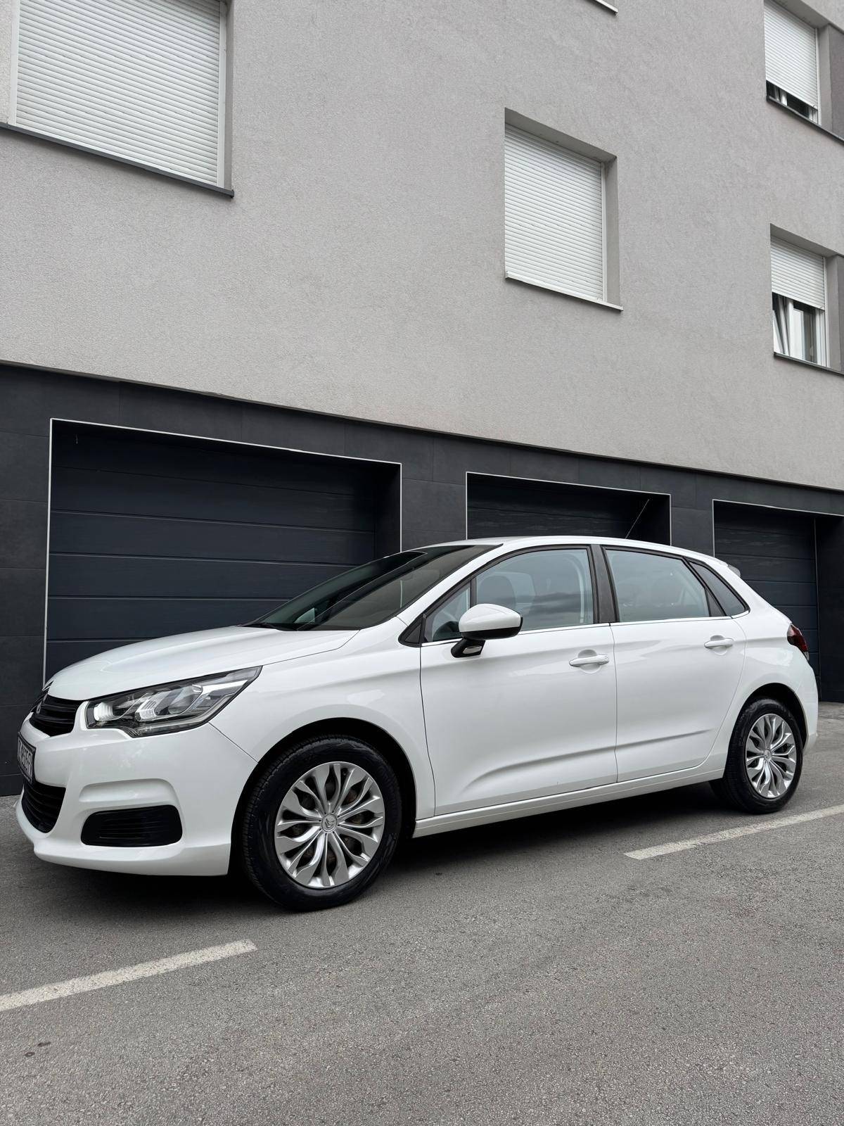 CITROEN C4 1.6HDI //87tkm//prvi vlasnik//HR auto//servisna knjiga//