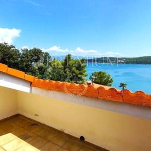 Čižići, apartman 60 m od mora, s pogledom na more! 
