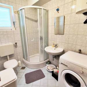 Čižići, apartman na 1.katu s djelomičnim pogledom na more!