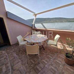Cres, 131.97m2, 3s+db, pogled na more