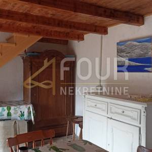 Cres, imanje od 76.054m2 s kućom