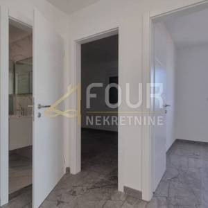 Crikvenica, 2s+db, 62.27m2, terasa, pogled na more