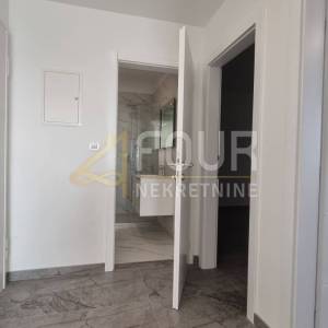 Crikvenica, 2s+db, 62.27m2, terasa, pogled na more