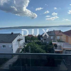 CRIKVENICA - 2S+DB s parkirnim mjestom i vrtom, 400 m od mora