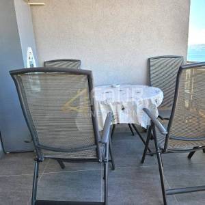 Crikvenica, 3s+db, 77.18m2, balkon + lođa, garaža
