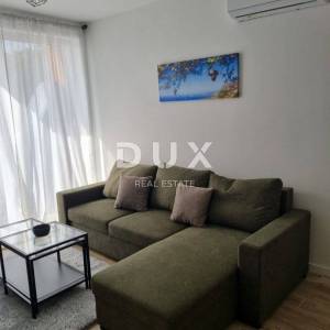 CRIKVENICA - 4 apartmana s bazenom i panoramskim pogledom
