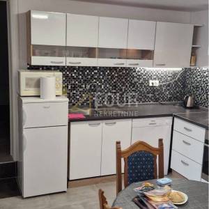 Crikvenica, 51.55m2, 1s+db, okućnica, pogled na more