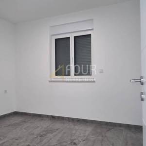 Crikvenica, 62.27m2, 2s+db, terasa, pogled na more