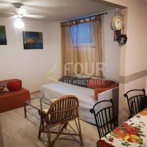Crikvenica, 79m2, 2s+db, terasa