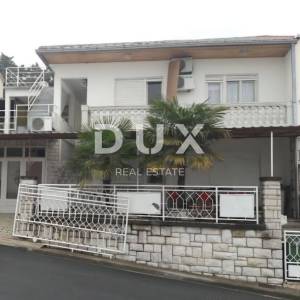 CRIKVENICA -  Apartmanska kuća  u blizini centra i plaže