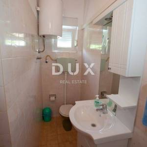 CRIKVENICA - Apartmanska kuća s bungalovom blizu centra