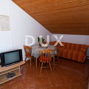 CRIKVENICA - Apartmanska kuća s bungalovom blizu centra