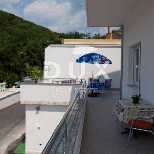 CRIKVENICA - Apartmanska kuća s bungalovom blizu centra