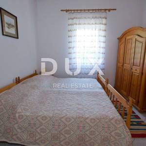 CRIKVENICA - Apartmanska kuća s bungalovom blizu centra
