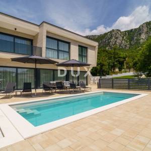 CRIKVENICA, BRIBIR, moderna vila s bazenom, pogled more