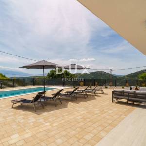 CRIKVENICA, BRIBIR, moderna vila s bazenom, pogled more