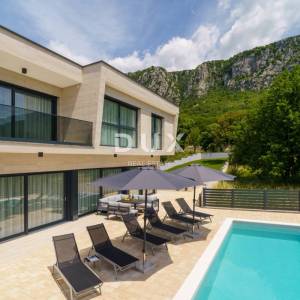 CRIKVENICA, BRIBIR, moderna vila s bazenom, pogled more