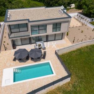 CRIKVENICA, BRIBIR, moderna vila s bazenom, pogled more