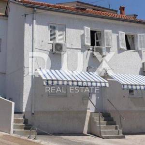 CRIKVENICA, CENTAR - Kuća u samom centru 