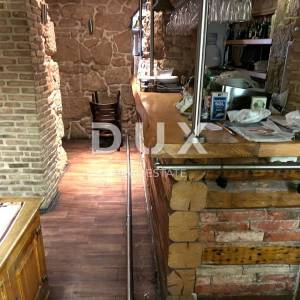 CRIKVENICA, CENTAR - poslovni prostor, restoran od 84,59 m2 na odličnoj lokaciji