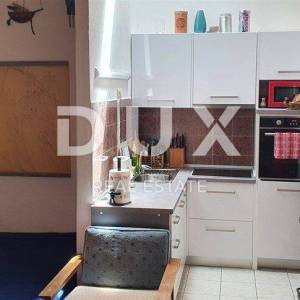 CRIKVENICA (CENTAR) - Stan 1S+DB 100m od mora