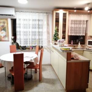 Crikvenica, Dramalj, 111.55m2, stan s okućnicom