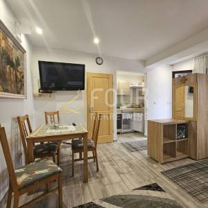 Crikvenica, Dramalj, 181m2, 3 apartmana + bungalov, okućnica, blizina mora