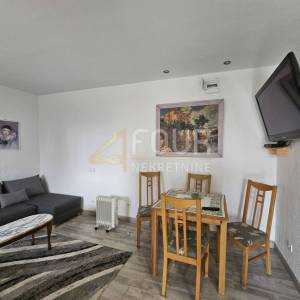 Crikvenica, Dramalj, 181m2, 3 apartmana + bungalov, okućnica, blizina mora