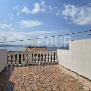 Crikvenica, Dramalj, 27.38m2, 1skl, terasa i okućnica 