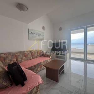 Crikvenica, Dramalj, 83.50m2, stan s galerijom, lođa, pogled na more