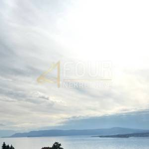 Crikvenica, Dramalj, 83.50m2, stan s galerijom, lođa, pogled na more